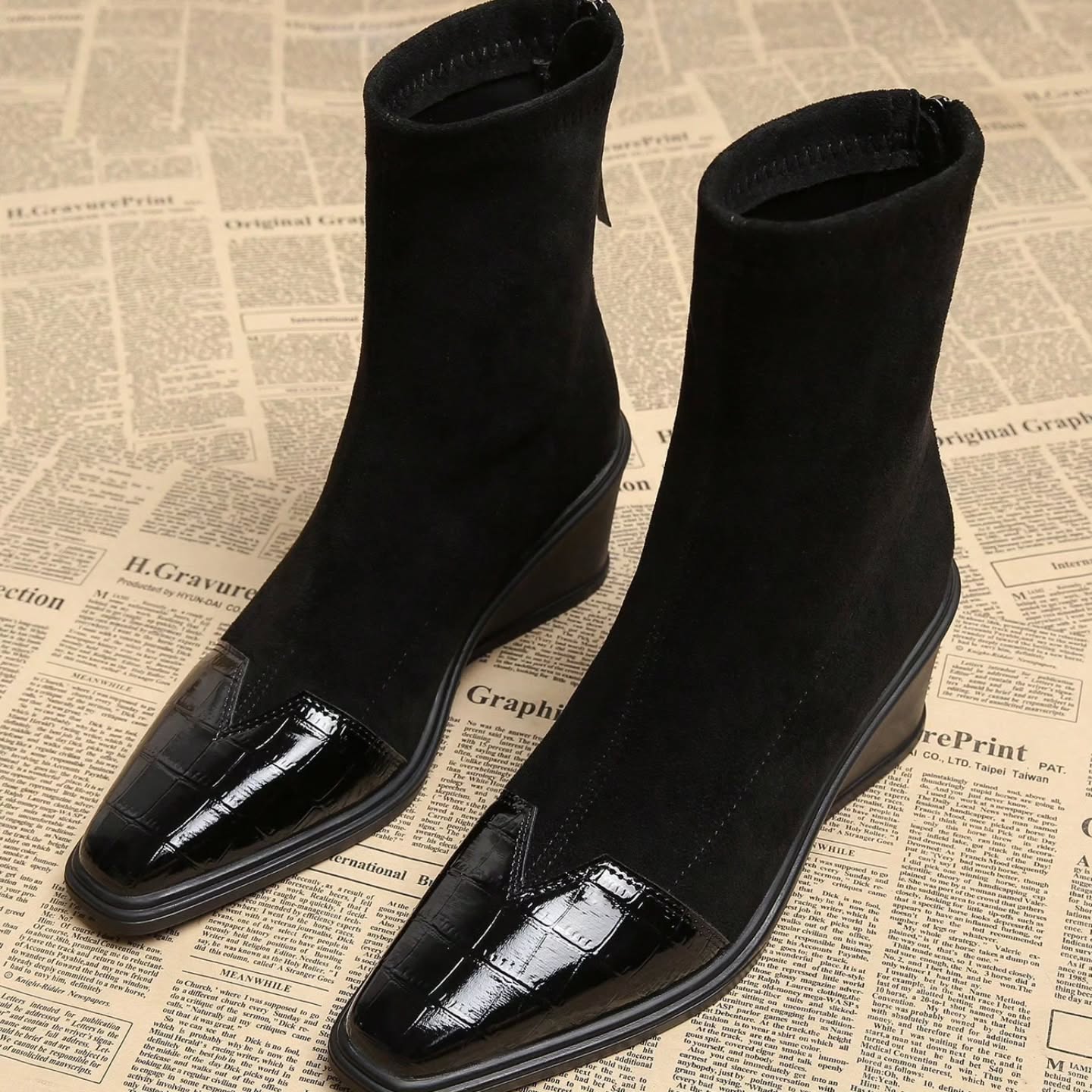 Retro Chunky Heeled British Boots