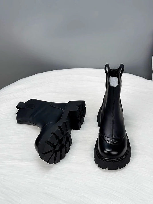 Women's Platform Martin Boots For Fall And Winter