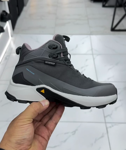 Slip-Resistant Breathable Mountaineering Hiking Shoes