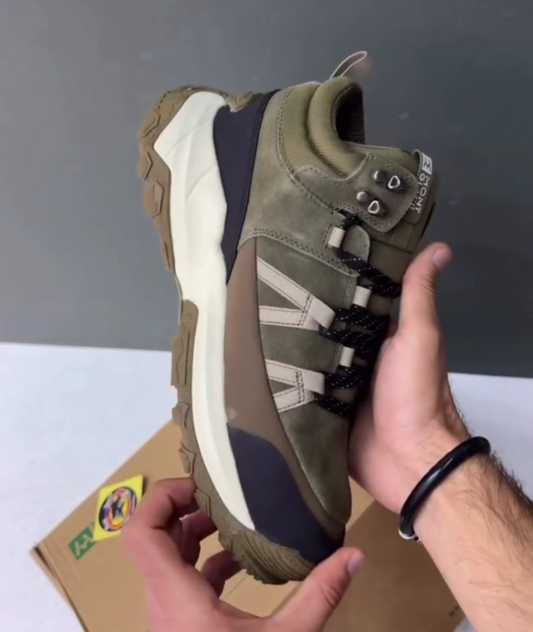 Men’s Mid Lace-Up Sneaker