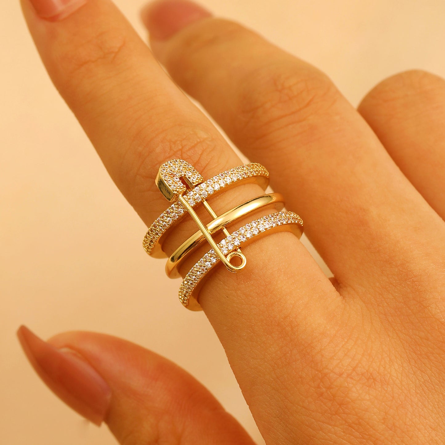 Detchable Pin Ring & Earrings