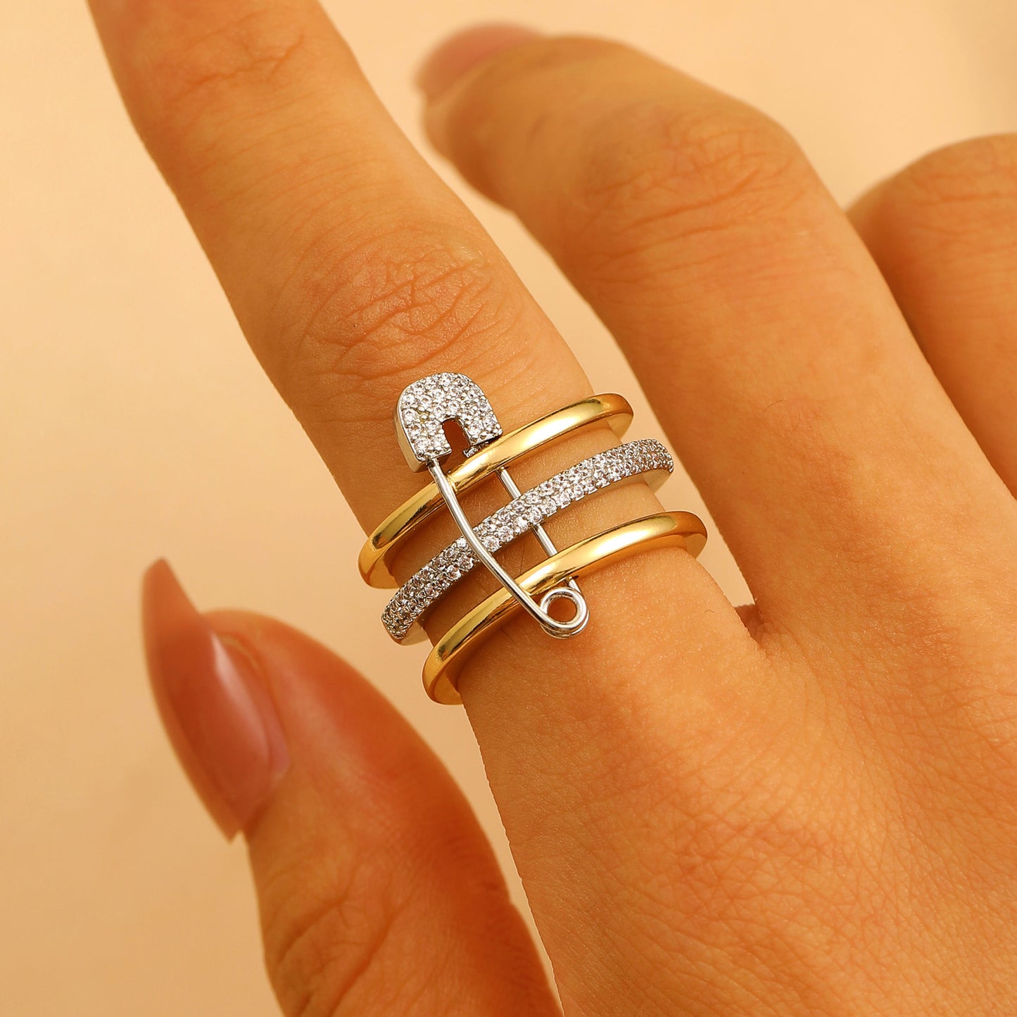 Detchable Pin Ring & Earrings