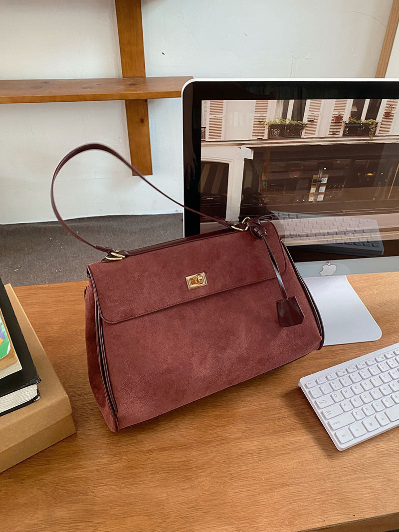 Chic Suede Underarm Bag