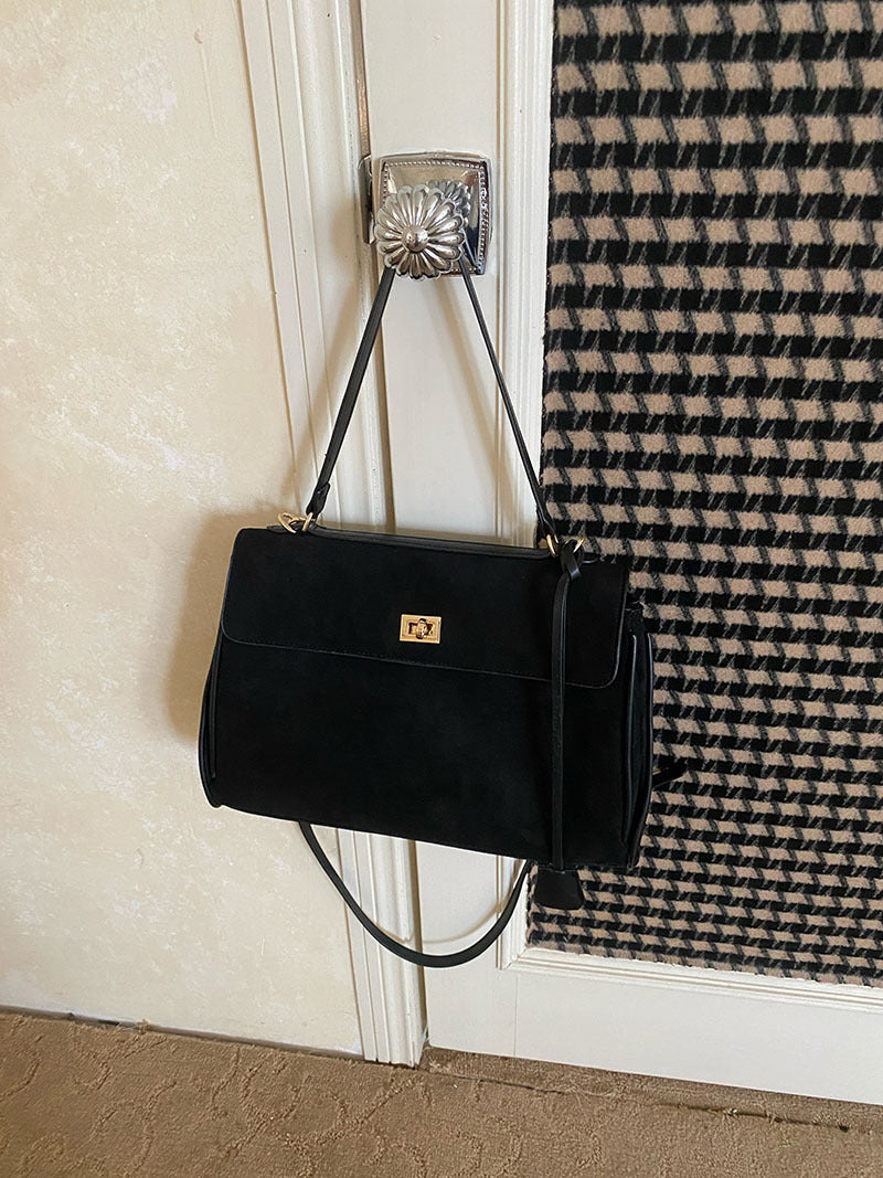 Chic Suede Underarm Bag