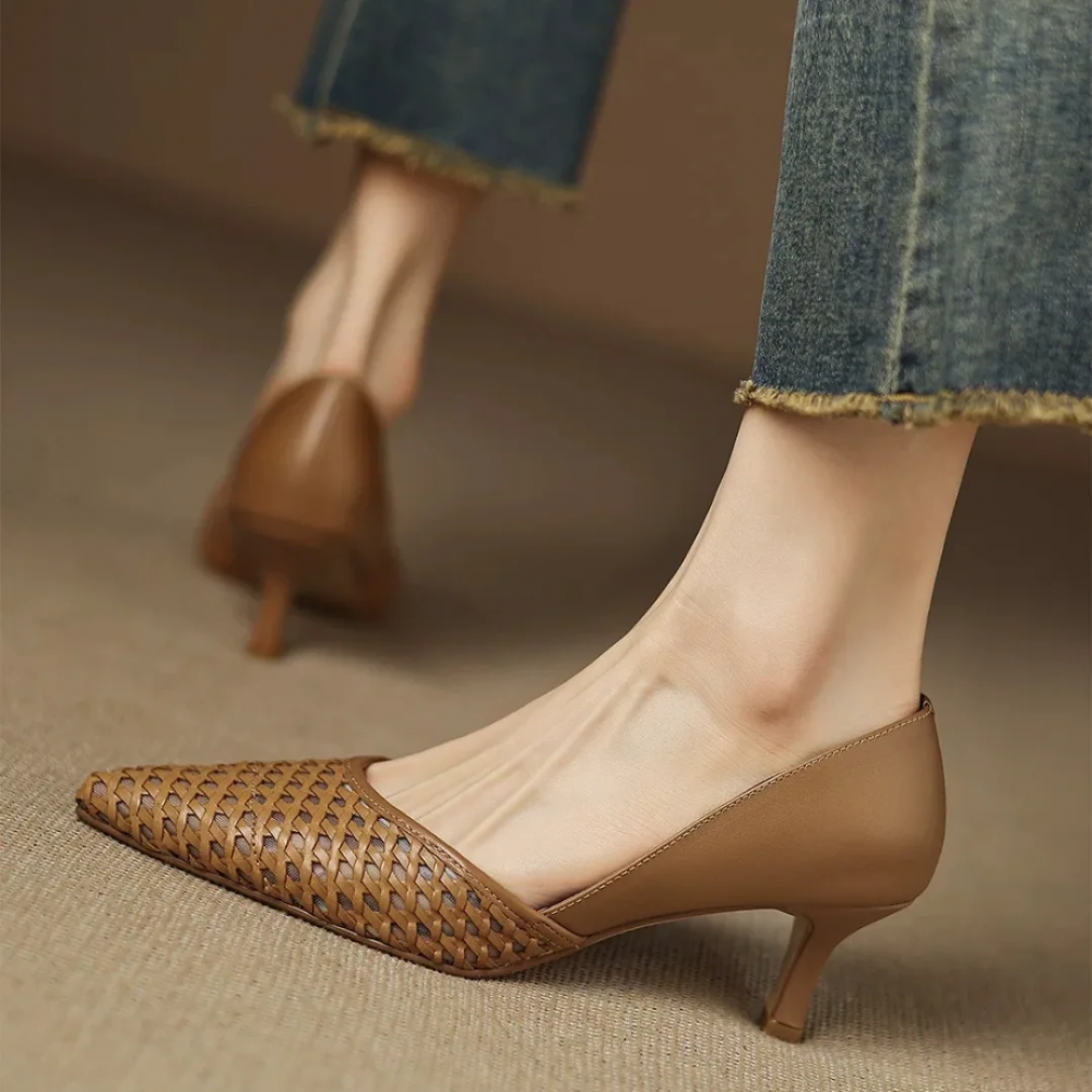 Vintage Genuine Leather Pumps