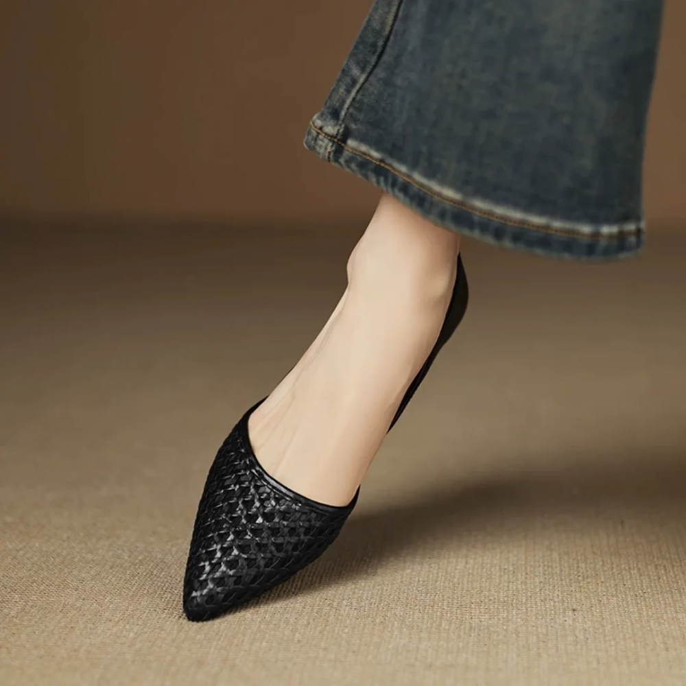 Vintage Genuine Leather Pumps