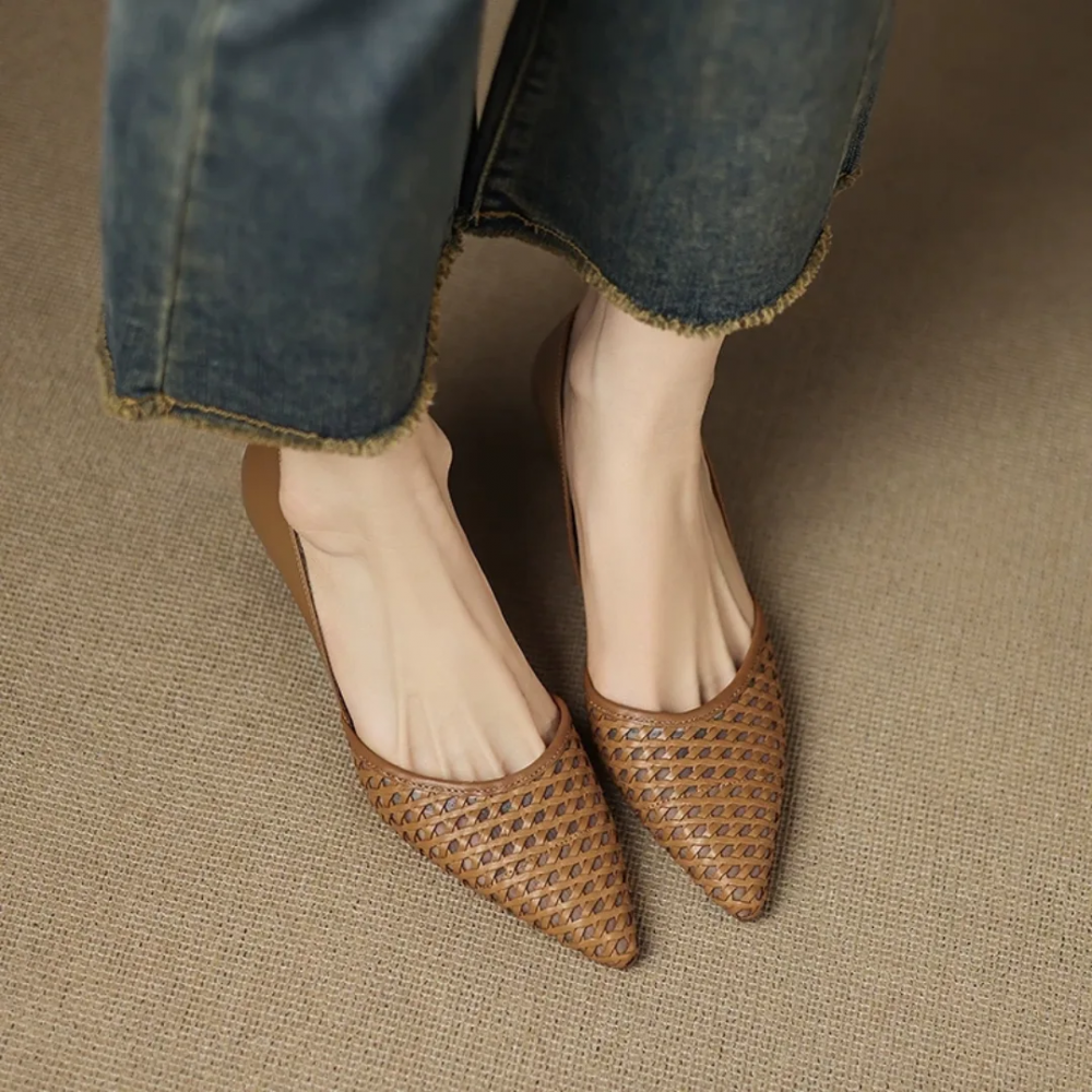 Vintage Genuine Leather Pumps