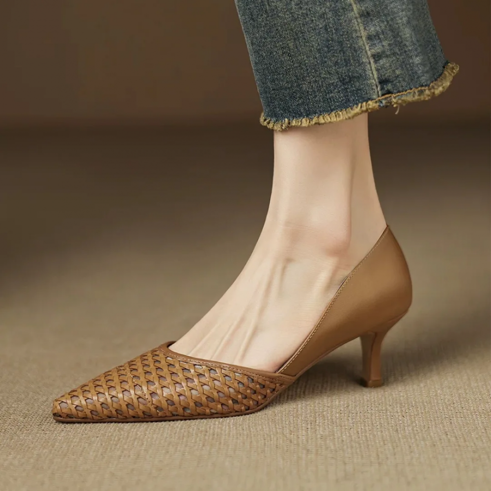 Vintage Genuine Leather Pumps