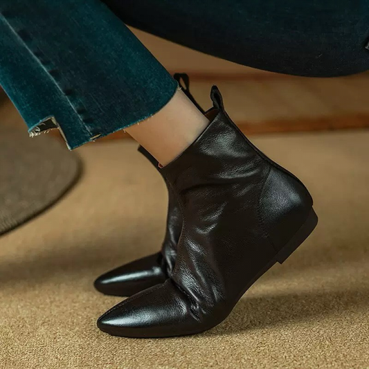 Retro Pointed Toe Flat Ankle Boots