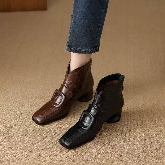 Ancient Square Buckle Mid-heeled Shoes