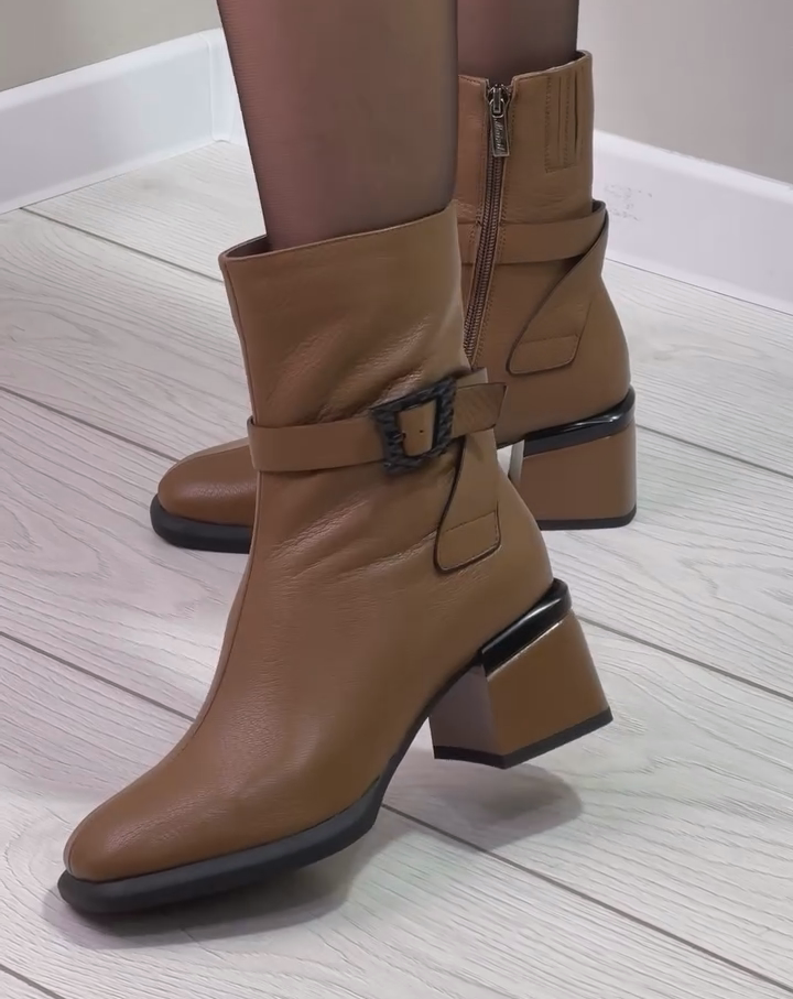 Women's Belt Buckle Chunky Heel Mid-Calf Boots
