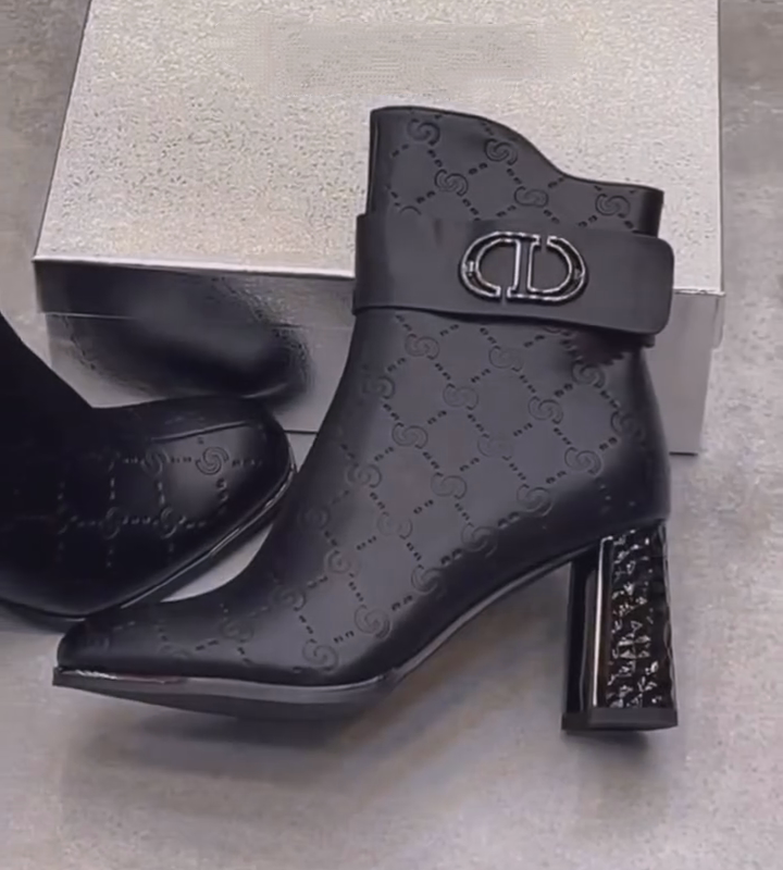 Versatile Chunky Heeled Half Boots