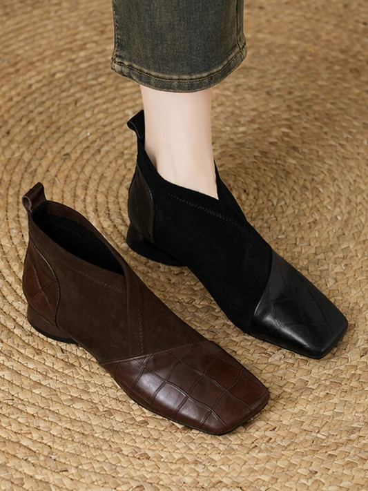 Vintage Embossed Leather V-neck Shoes